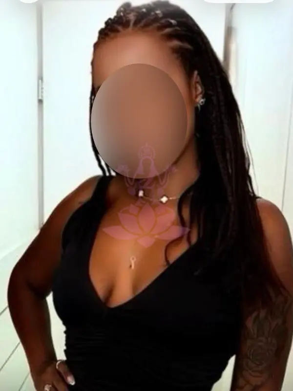 Hanna, terapeuta da Massagens Carioca