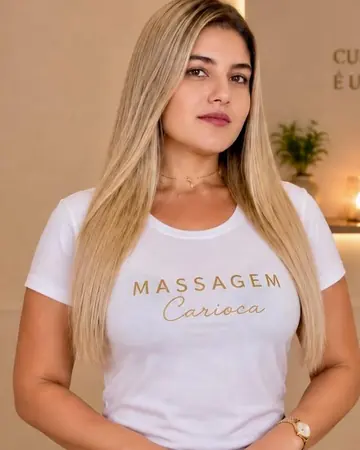 Laís, terapeuta da Massagens Carioca
